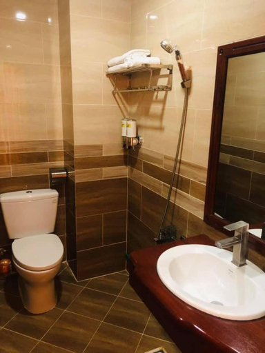 Bathroom 3