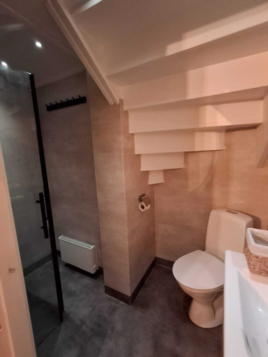 Bathroom 3, Myskje Gård Äventyr, Söderhamn