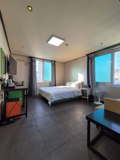 Bedroom 5, Haruae hotel, Jung