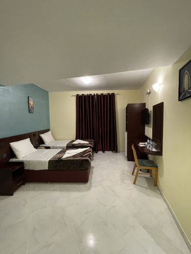 Bedroom 2, MOUNT SINA HOTEL BY AURA, Dubai