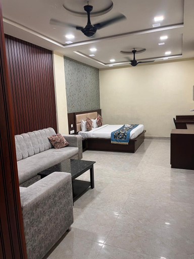 Public Area, Hotel Jodha The Great Kuberpur, Firozabad