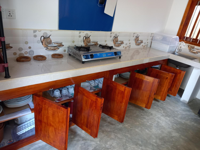 Kitchen 3, Bay villas, Tangalle