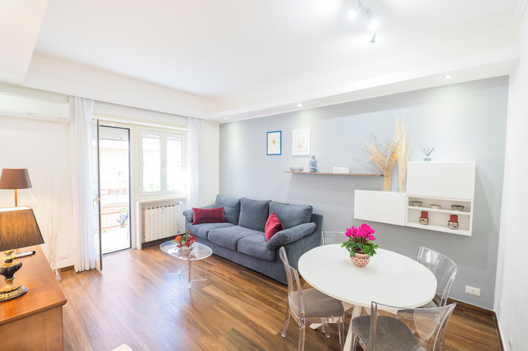 Others 5, Lovely Design Apartment With Balcony , Rome