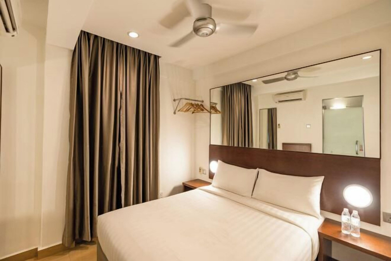 Bedroom 27