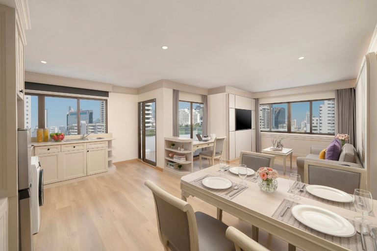 Dining Room 8