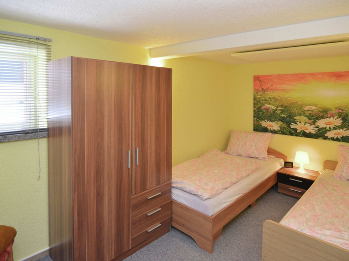 Bedroom 3, Ski and Hiking Forest Stay Holiday Home Adlerblick, Hildburghausen