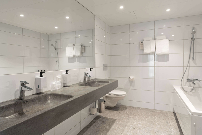 Bathroom 4, Scandic Hamar, Hamar