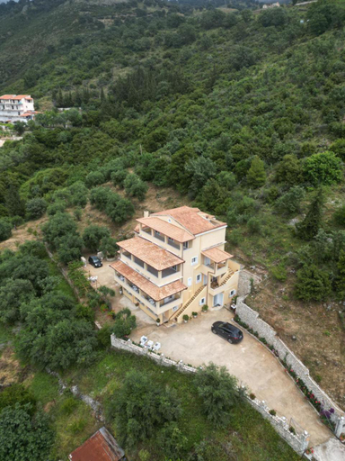 Others 2, Nefeli's Apartment, Vlorës