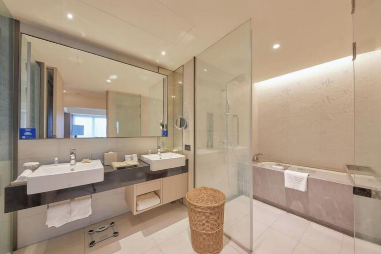 Bathroom 20