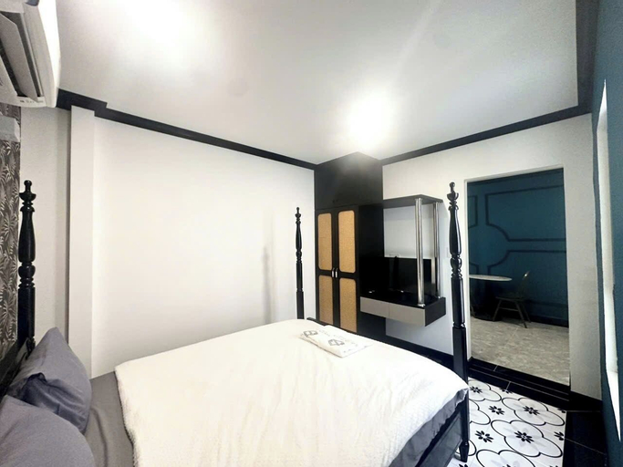 Bedroom 9