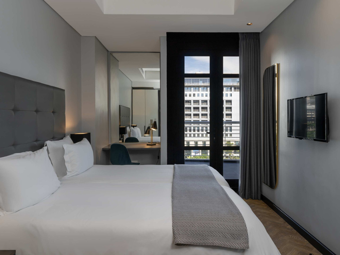 Bedroom 3, The Onyx Apartment Hotel by NEWMARK, City of Cape Town