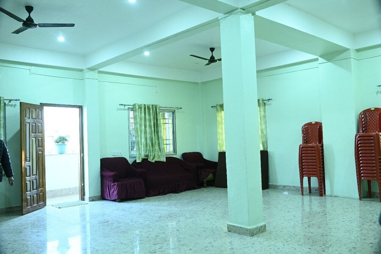 Others 3, Roy Guest House, Purba Medinipur