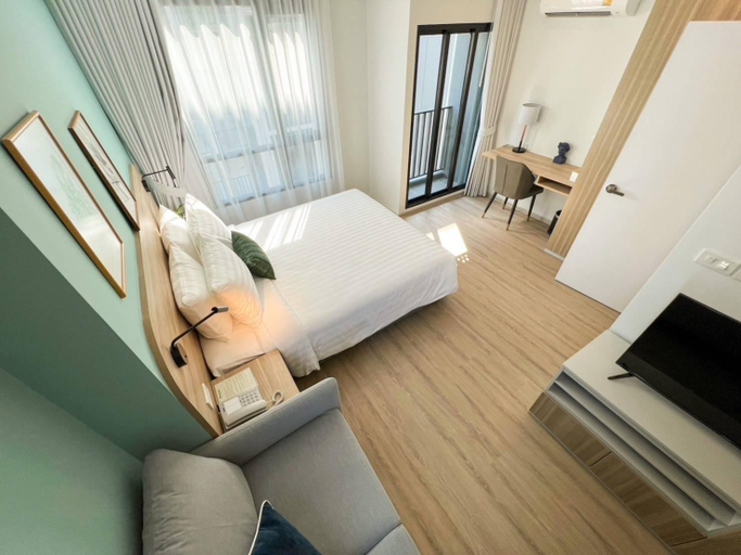 Bedroom 8