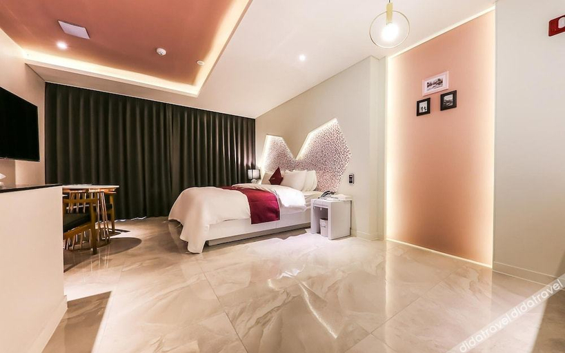 Bedroom 3, Cheongju The King Hotel, Cheongwon