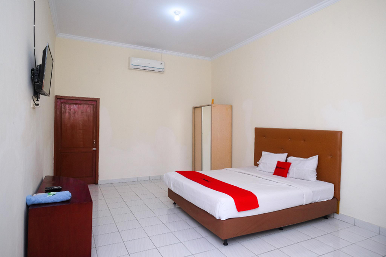 Bedroom 8