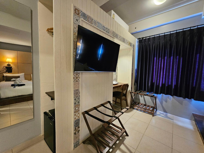 Bedroom 16