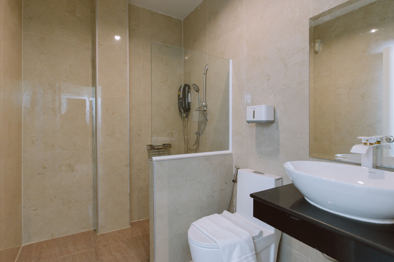 Bathroom 5, The Cape Hotel, Muang Udon Thani