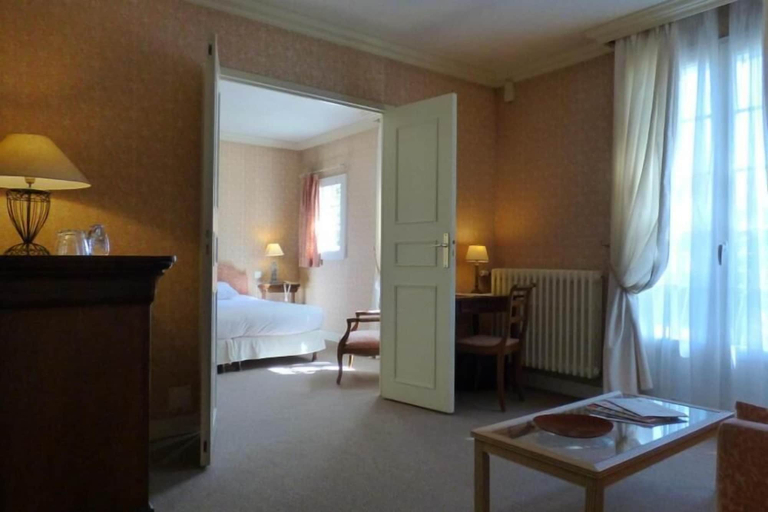 Bedroom 4, La Tonnellerie, Loiret
