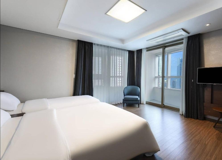 Bedroom 3, Haeundae Wide Ocean View Hotel, Haeundae