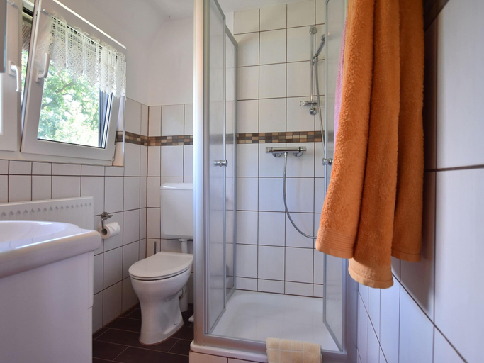 Bathroom 3, Ferienwohnung in Pepelow in Strandnahe, Rostock