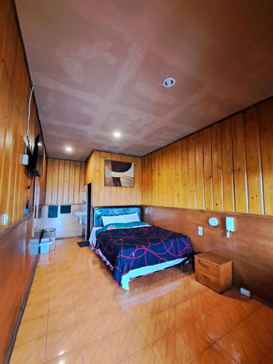 Bedroom 3, Cemara Indah Hotel, Probolinggo