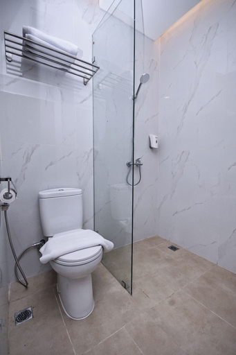 Bathroom 5