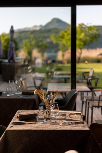 Food & Drinks 4, Villa Caroline, Lac d'Annecy, Haute-Savoie