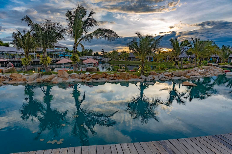 Swimming Pool 19