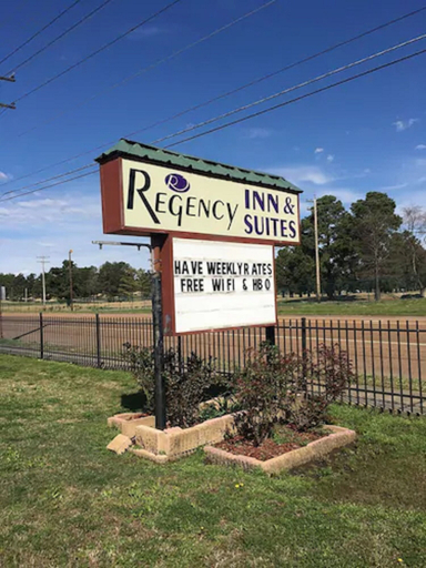 Exterior & Views 1, Regency Inn & Suites, Shelby