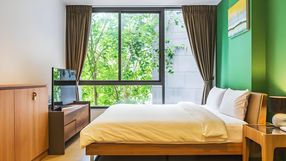 Bedroom 12