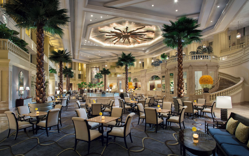 The Peninsula Manila, Makati City