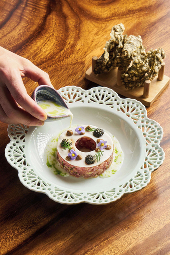 Food & Drinks 24