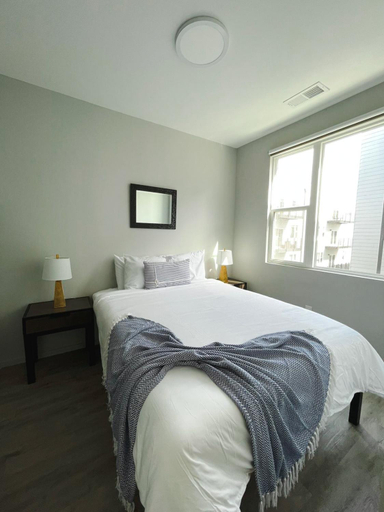 Bedroom 18