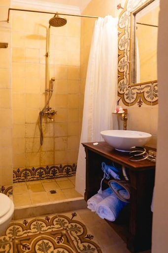 Bathroom, Estancia La Elena Hotel Boutique, Tandil