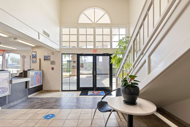 Public Area 3, Studio 6 Tucson, AZ - North, Pima