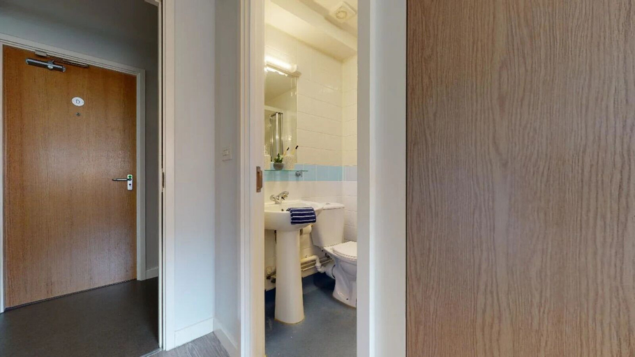 Bathroom 5, Student Only Kopa, Lancashire