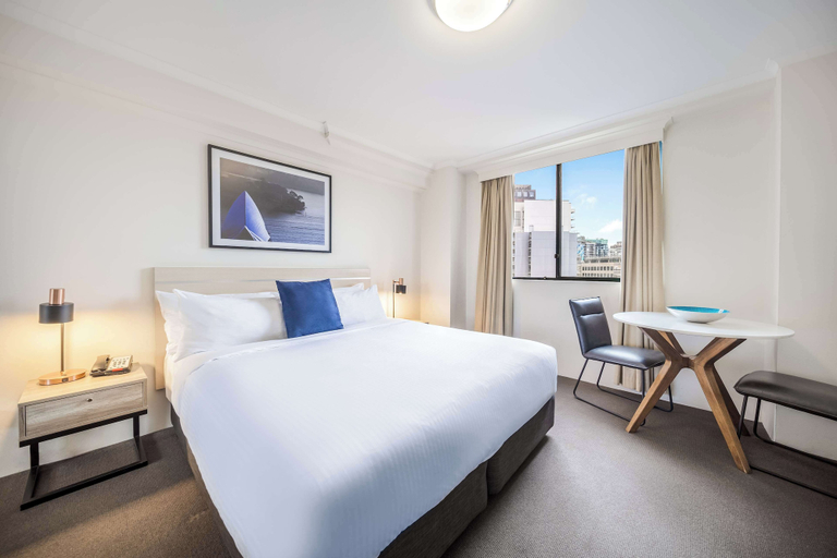 Bedroom 3, Oaks Sydney Castlereagh Suites, Sydney