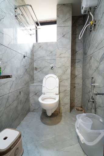 Bathroom 4, Hotel Nest Sky, Ahmadabad