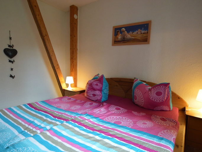 Bedroom 2, Flat in Meisberg with in-house catering, Vulkaneifel