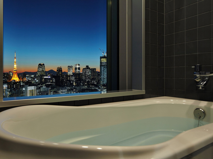 Bathroom 13