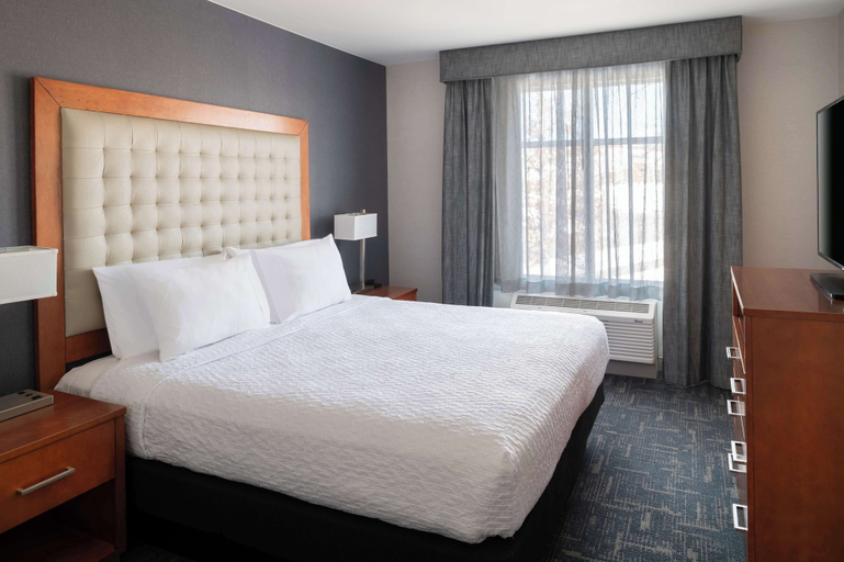 Bedroom 3, Homewood Suites by Hilton Gateway Hills Nashua, Hillsborough