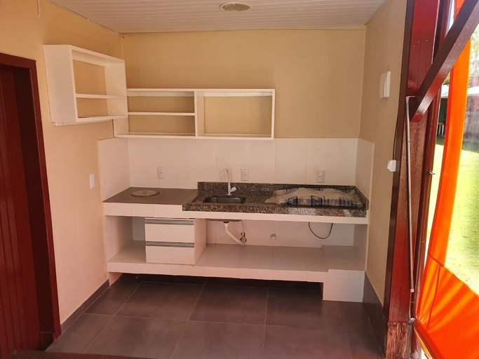 Bathroom 4, AP 40 Ala Bombinhas Residencial Solavir, Bombinhas
