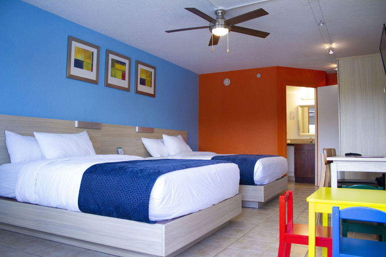 Bedroom 3, Ramada by Wyndham Hotel & Water Park, Osceola