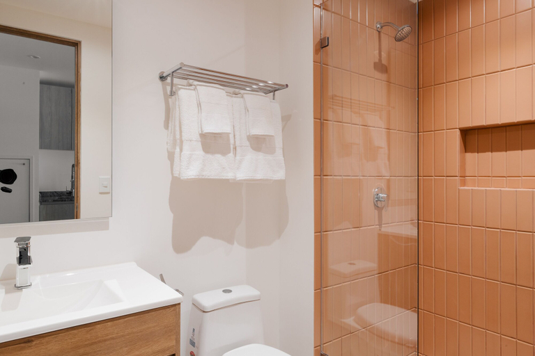 Bathroom 4, Crisol Suites Condesa, Mexico City