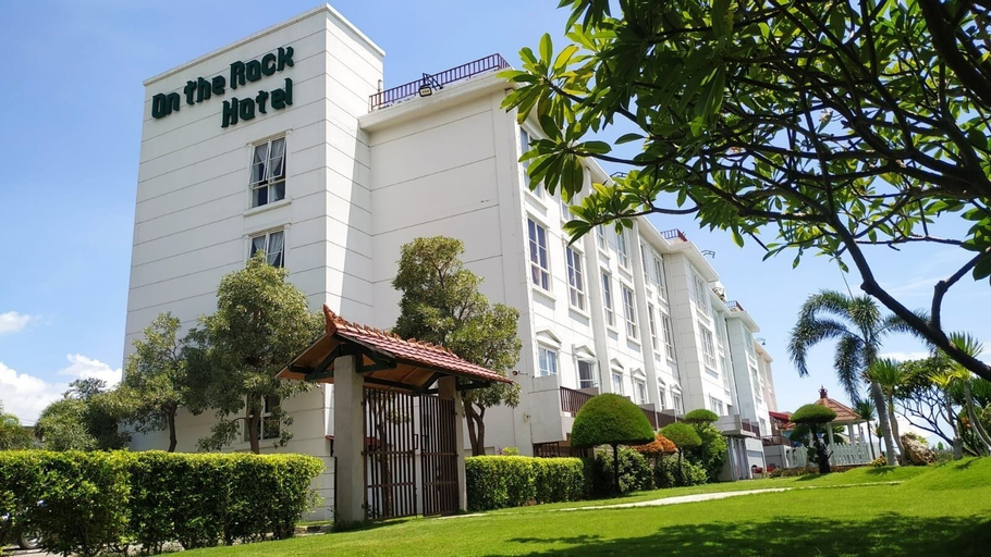 Hotel On The Rock, Kupang