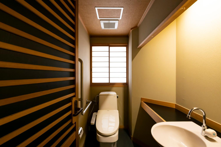 Bathroom 4, Tokiwa Hotel, Kōfu