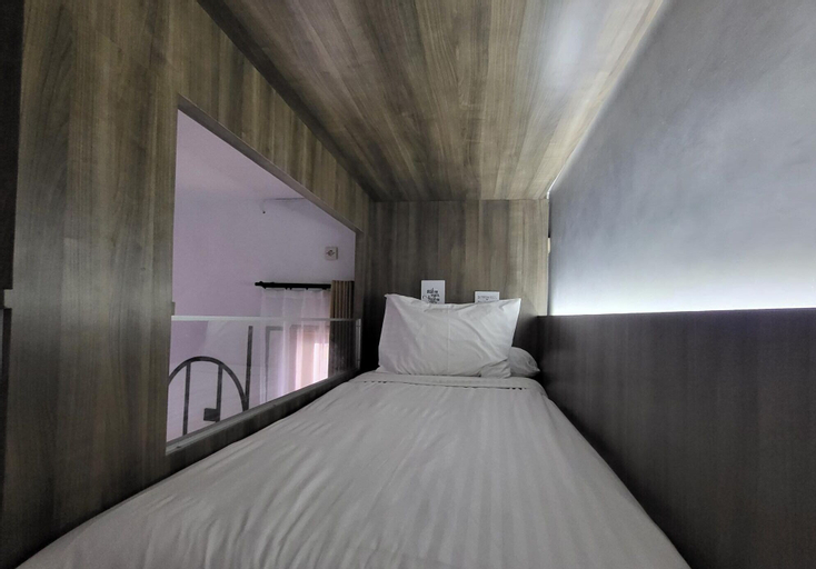 Bedroom 9