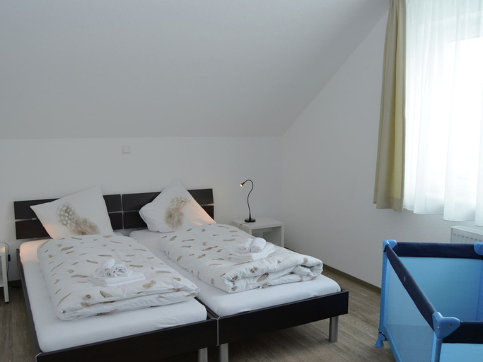 Bedroom 3, Moderne Villa in Medebach Kustelberg, Hochsauerlandkreis