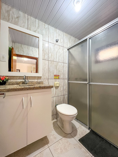 Bathroom, AP 34 Ala Mariscal Residencial Solavir, Bombinhas