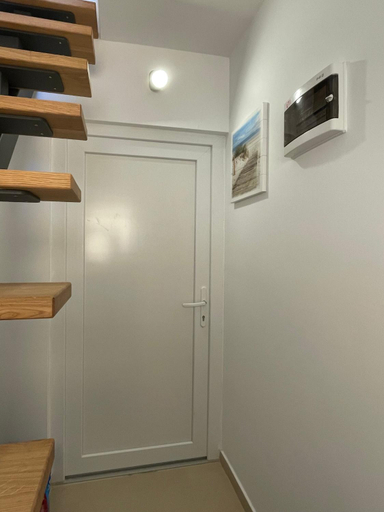 Others 4, Apartmenthouse Ines, Vir